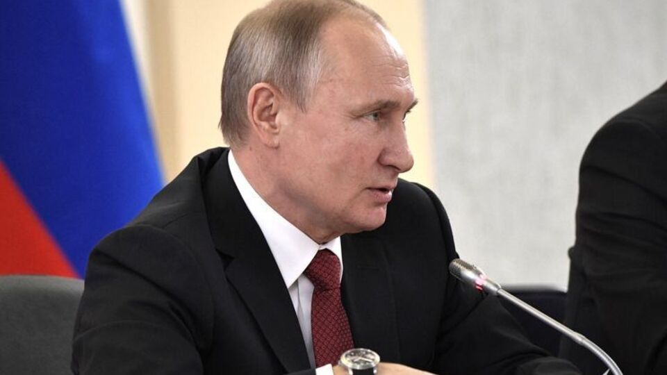 Путин заявил, что у него нет смартфона