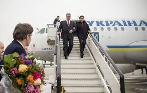 В Австрию Порошенко прибыл с женой