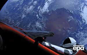 Маску предложили опустить свою Tesla на станцию киевского метро после запуска другого электрокара в космос