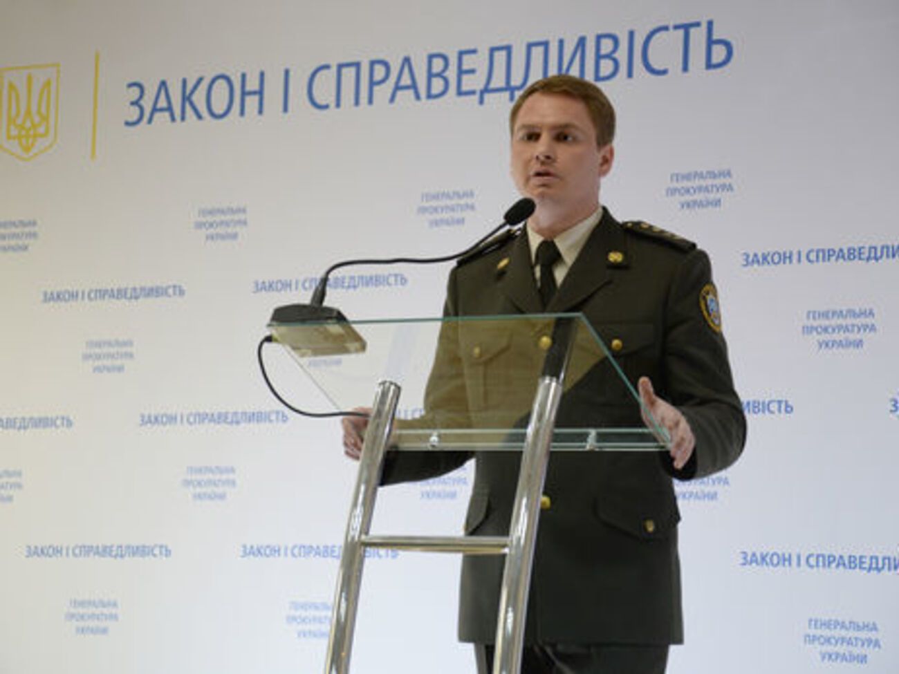 Кравченко назвал поведение адвокатов затягиванием времени