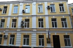 Медиков вызывали в Печерский райсуд