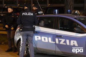 Поліція поки не спіймала стрілка в Пізі