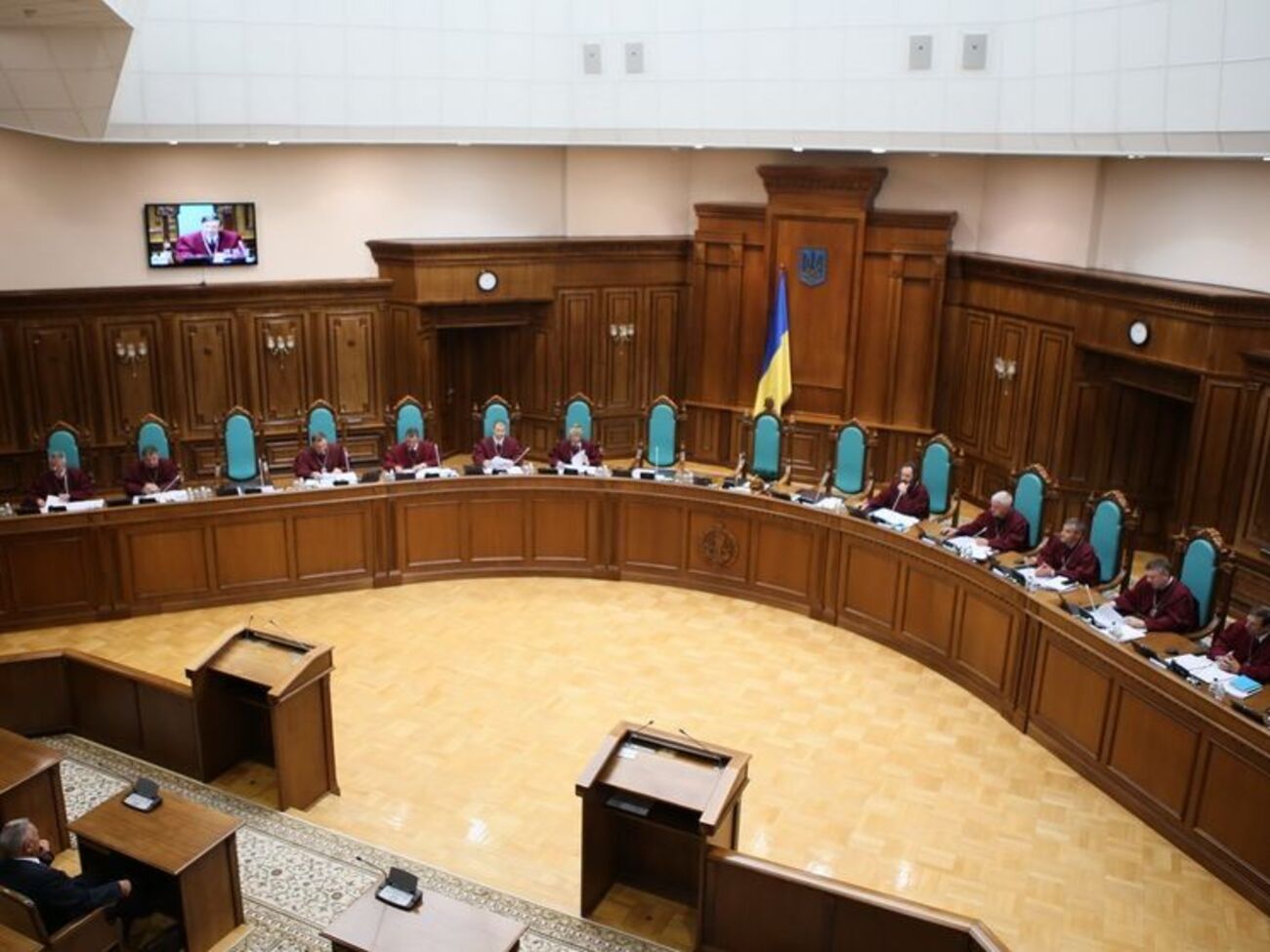 Конституційний Суд перевірить, чи обмежує документ право на безкоштовну медичну допомогу