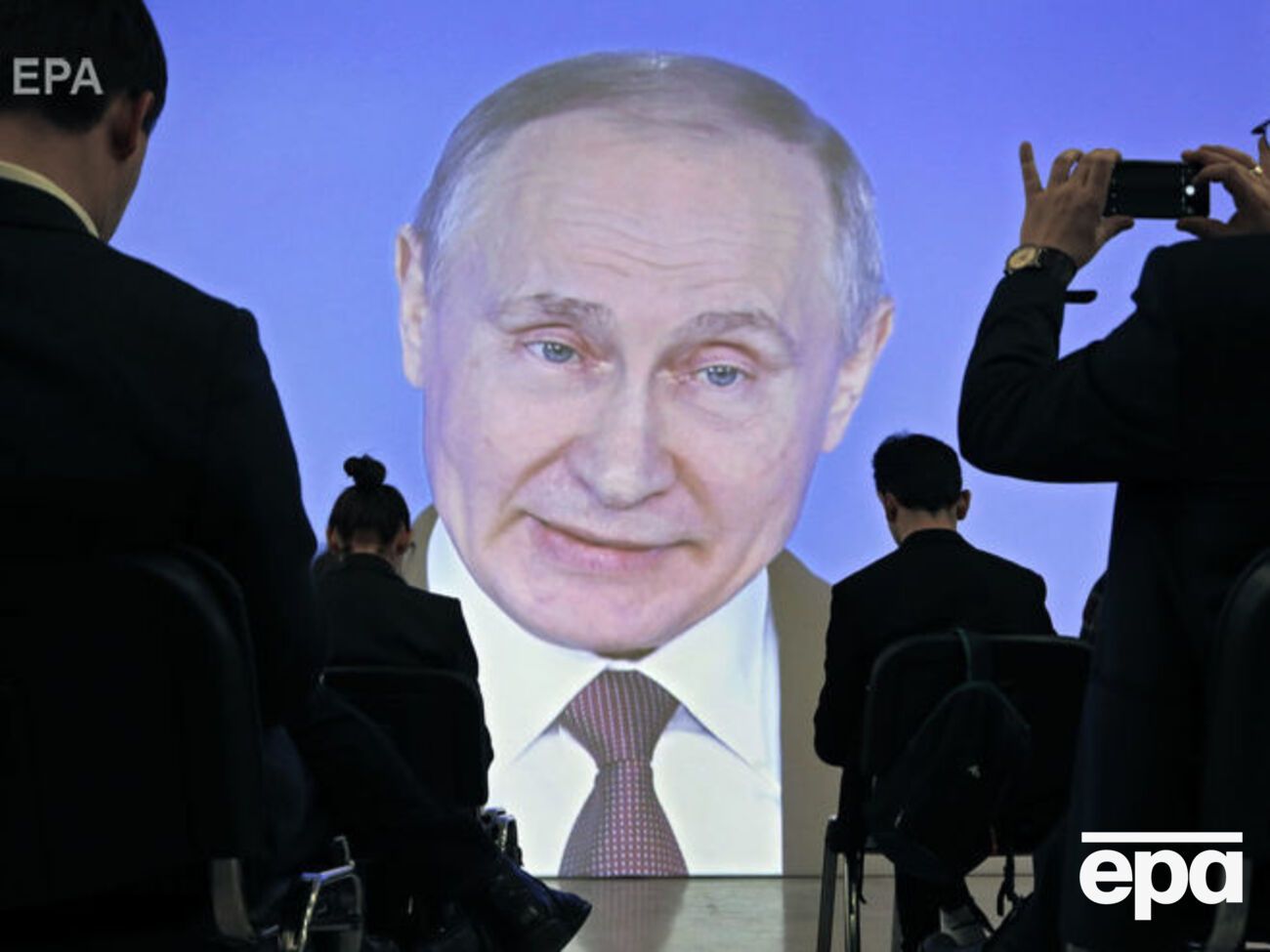 Путін виступав майже дві години
