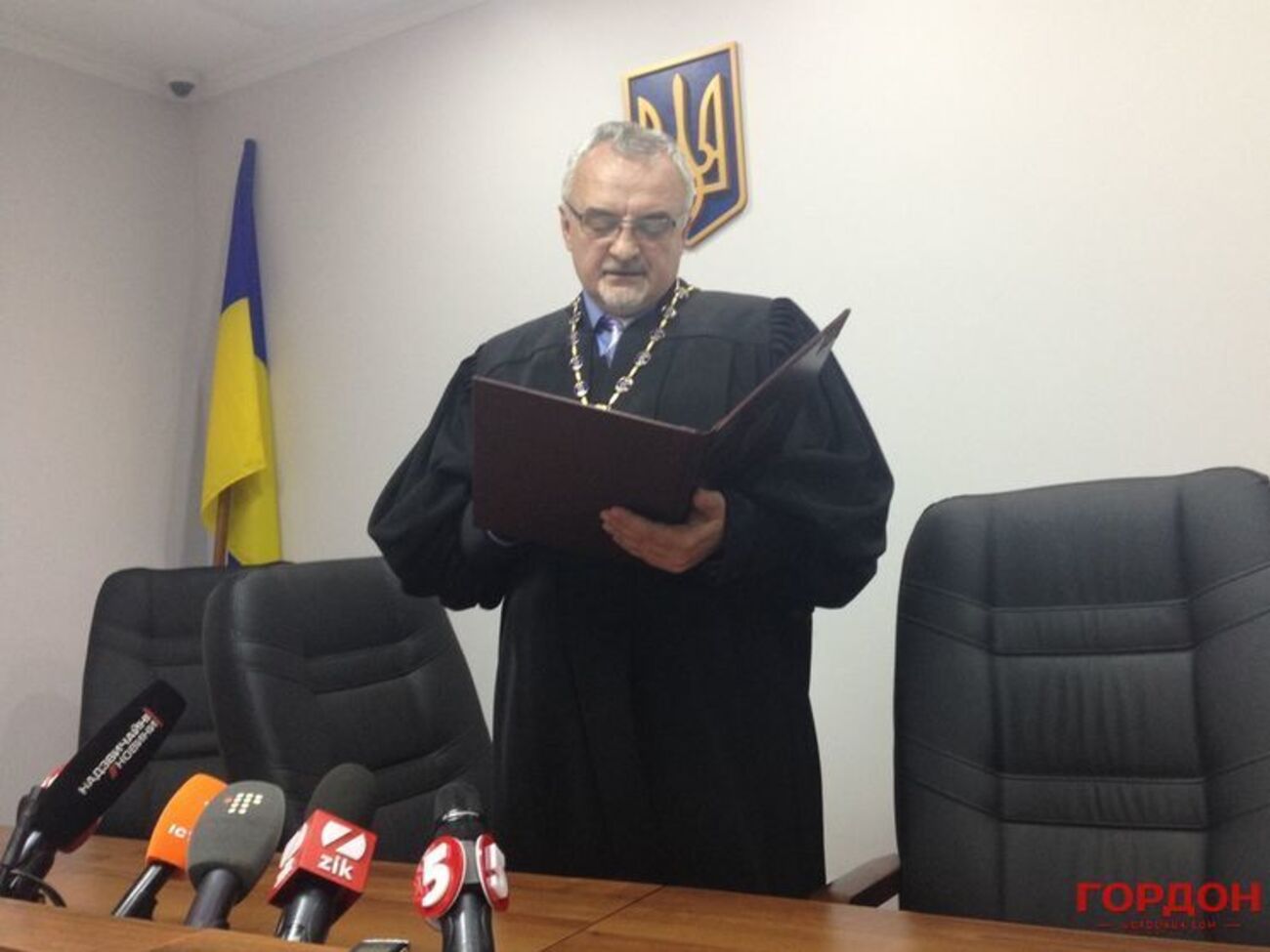 У грудні 2017 року суддя Лінник ухвалив вирок у справі Крисіна