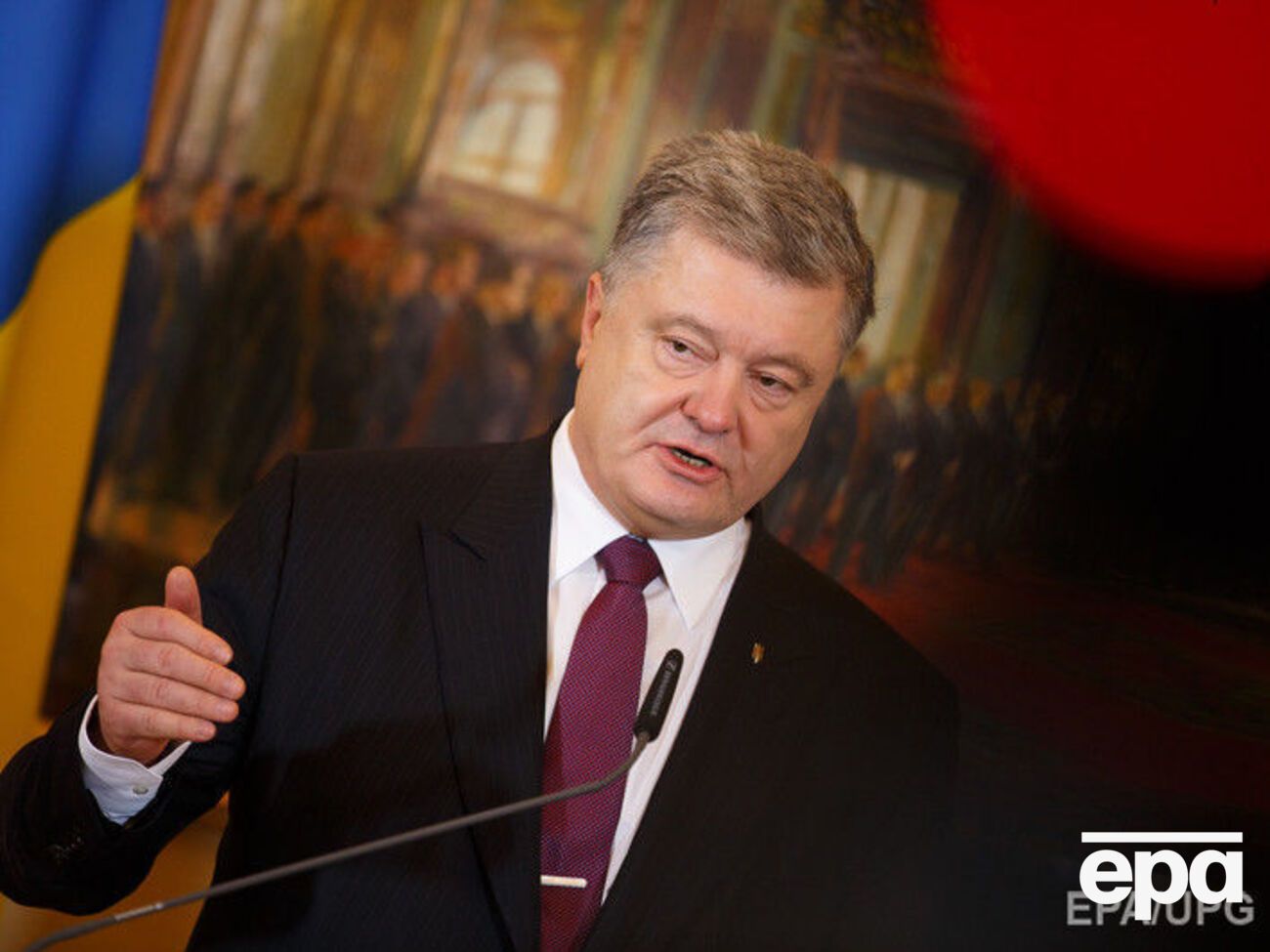 Порошенко вважає, що дискусія щодо законопроекту про антикорупційний суд потрібна