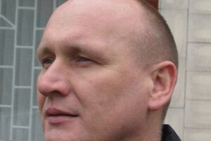 Суд принял во внимание репутацию Коханивского и разрешил ему не носить браслет слежения