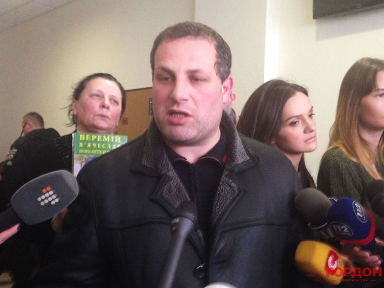 Алексей Донской:&nbsp;Насколько покровители Крысина и Бялая во власти испугались резонанса и внимания общества? Фактически влияние этих покровителей мы видим именно через призму непонятных судебных решений