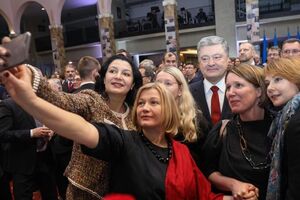Геращенко: Президент, його команда і натівські "яструбиці" працюють