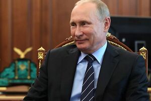 Путин: Будем и дальше работать над совершенствованием нашей политической системы
