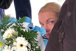 Волочкова: Позитивного вам і спортивного дня! Працюйте над собою, щоби бути кращими!
