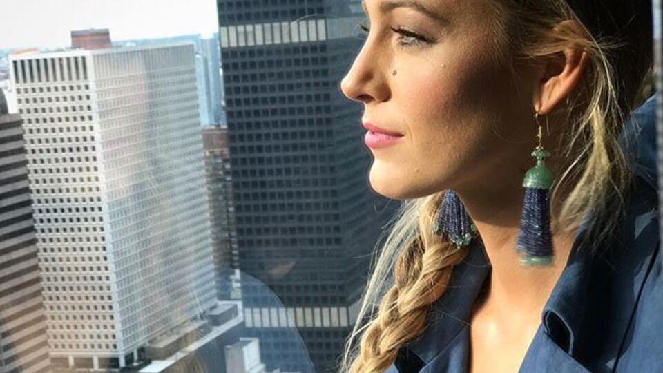 Лайвли поделилась семейным снимком