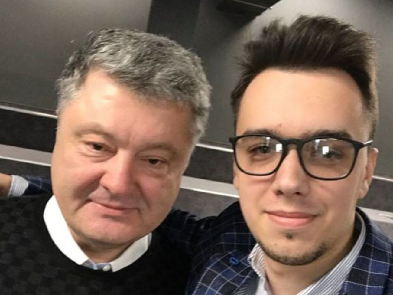 Серед учасників зустрічі з Порошенком був Олешко (праворуч)