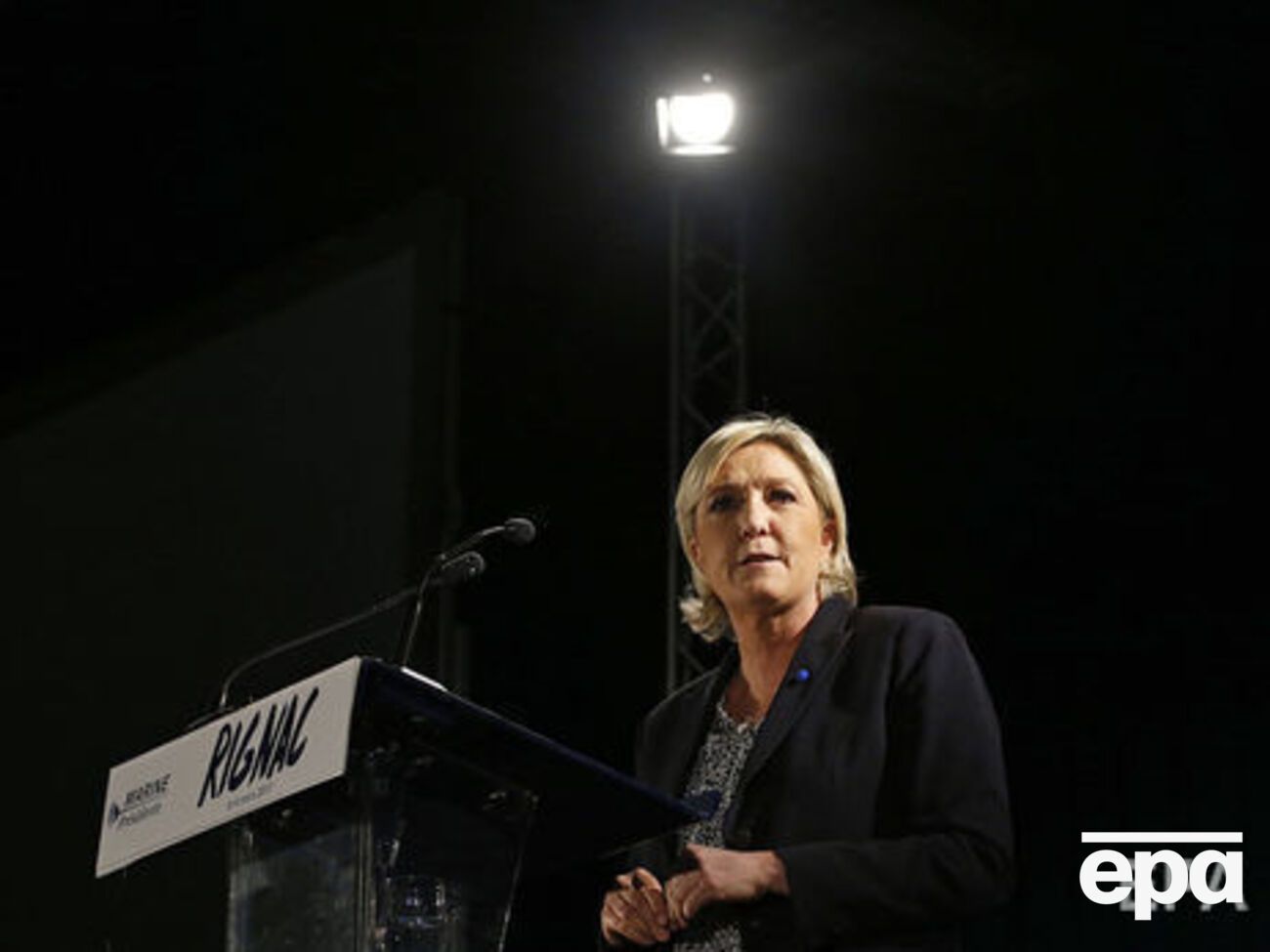 Марин Ле Пен считает, что название партии должно четко отражать политическую программу для Франции