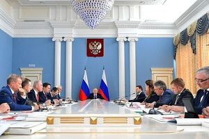 В Москве правоохранители изъяли новый доклад оппозиционеров о Путине