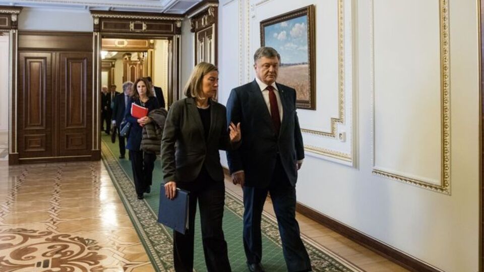 Могерини встретилась с Порошенко 12 марта