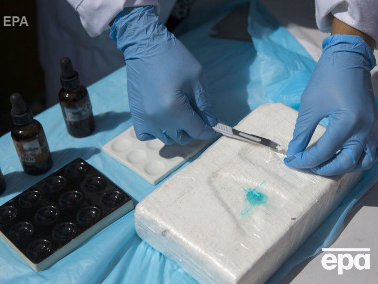 Андрей Ковальчук говорил, что в чемоданах хранятся не только его вещи, но и Валентины Матвиенко