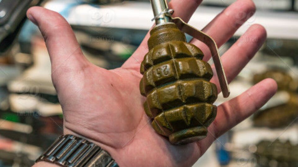 Вибух гранати став причиною загибелі двох людей у Донецьку