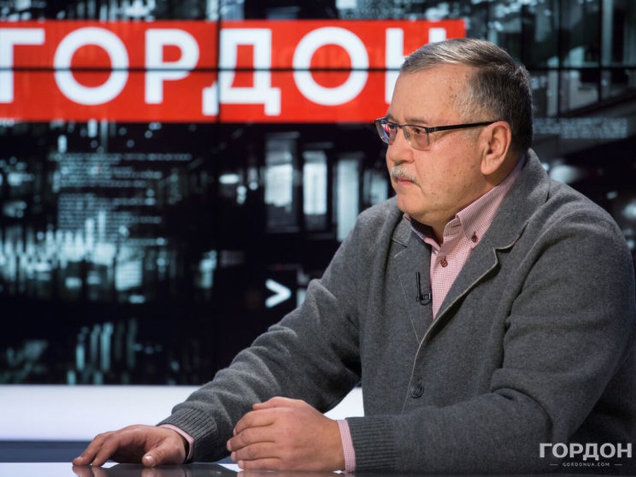 Анатолій Гриценко: Хто був найкращим міністром оборони України протягом 26 років незалежності? Скромно промовчу
