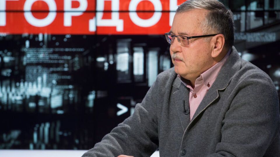 Анатолий Гриценко: Кто был лучшим министром обороны Украины за 26 лет независимости? Скромно промолчу