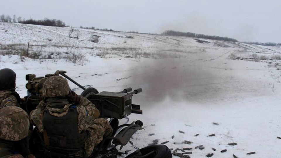 Украинских военных обстреливали на донецком и луганском направлениях