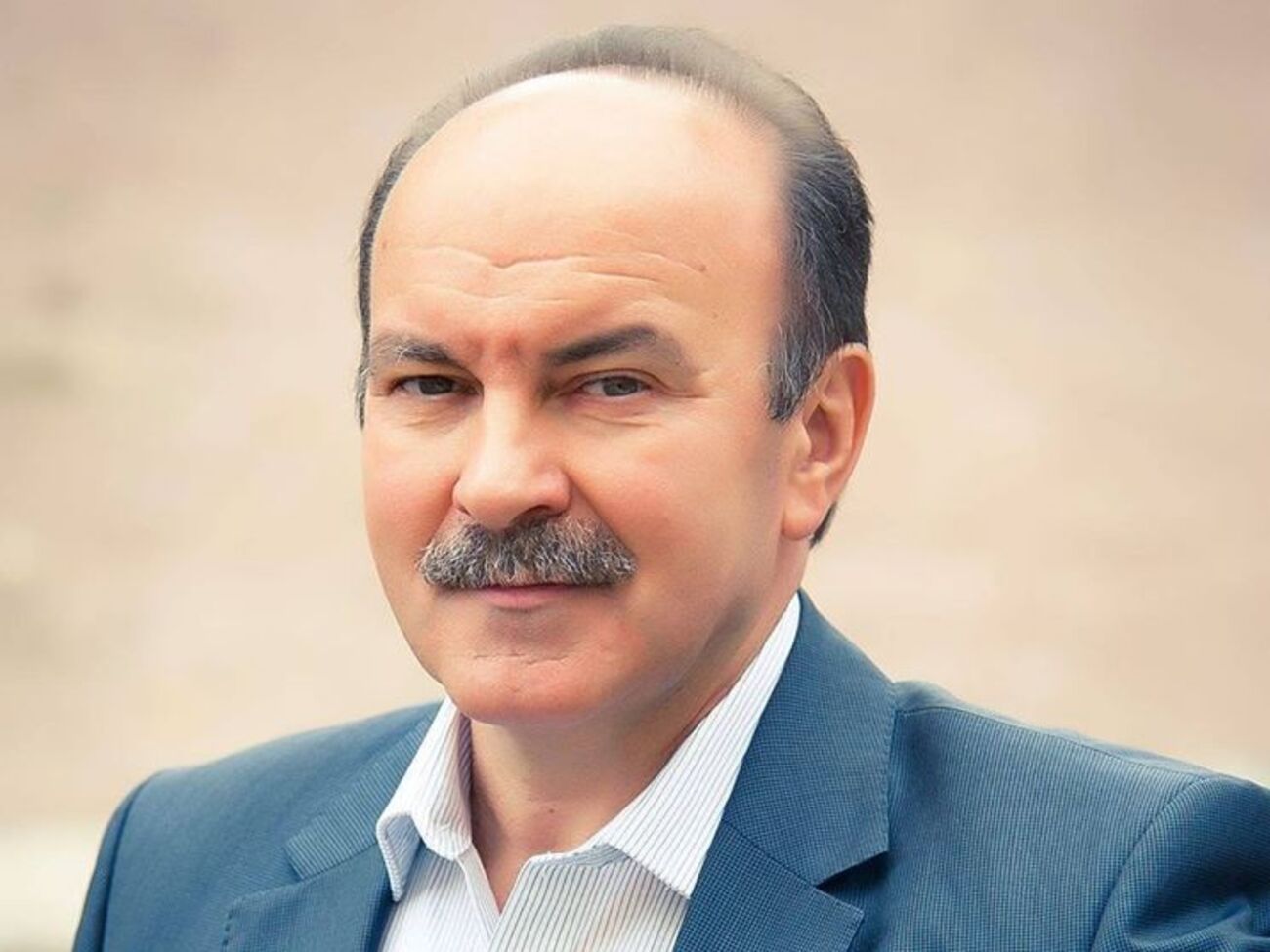 НАТО не терпить відносних понять і видимості дій, а саме цим нині страждає наша держава