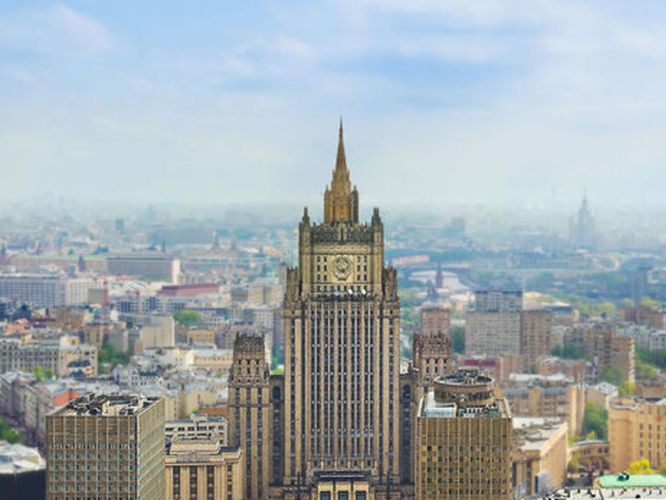 МЗС РФ: Закликаємо міжнародні організації належно вплинути на Київ і вберегти його від неадекватних дій