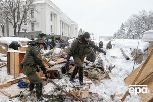 Аваков: Після того, як там виявили зброю, усі речі були описані