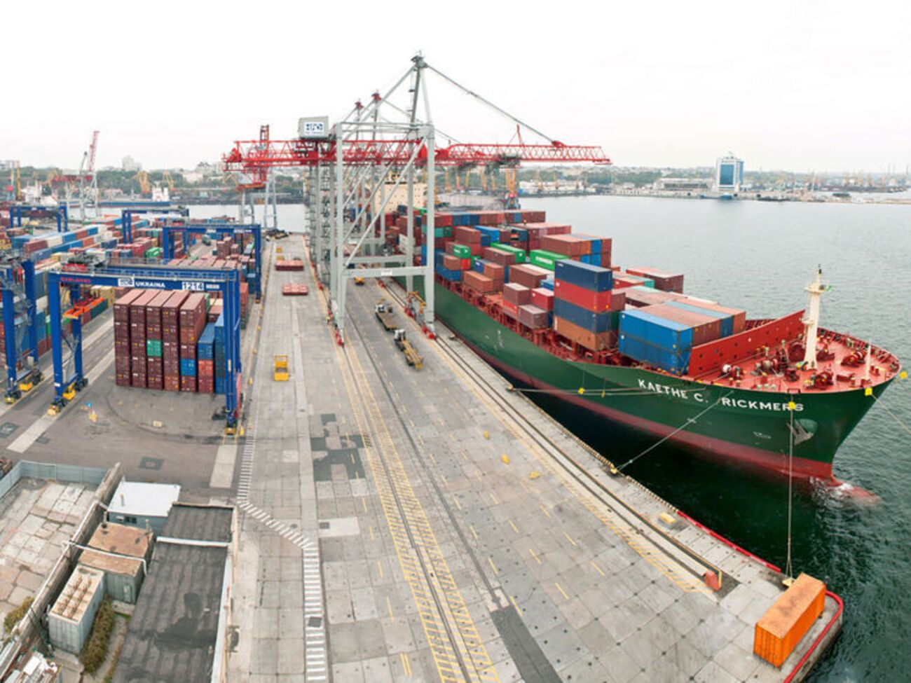 ДП "Контейнерный Терминал Одесса" входит в группу немецкой компании HHLA AG