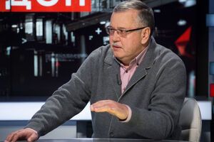 Гриценко: Если говорить о начальной степени защиты Крыма, то в этом деле важную роль должна была СБУ сыграть