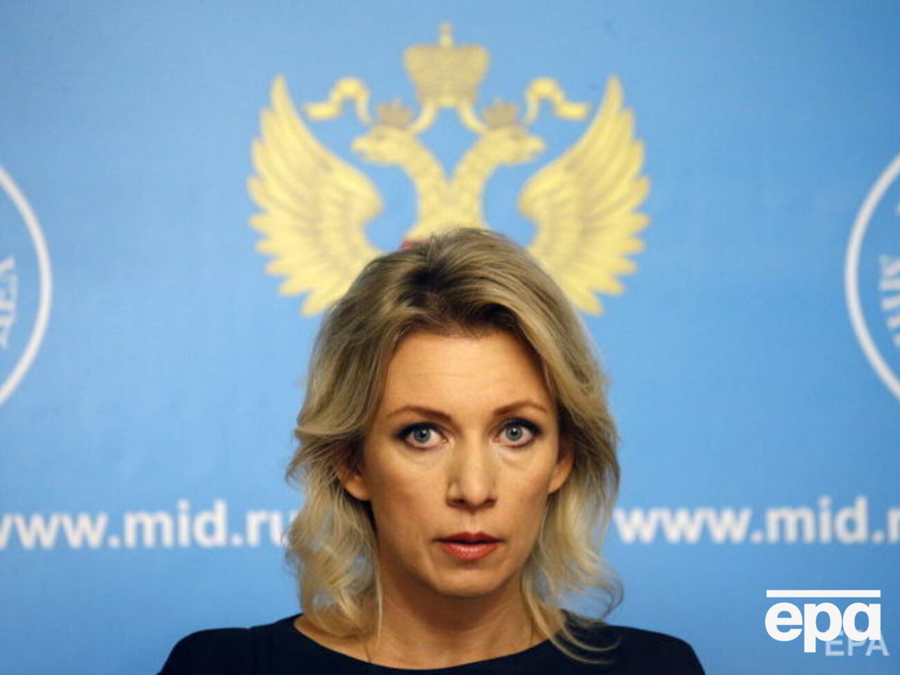 Захарова закликала не лякати Росію