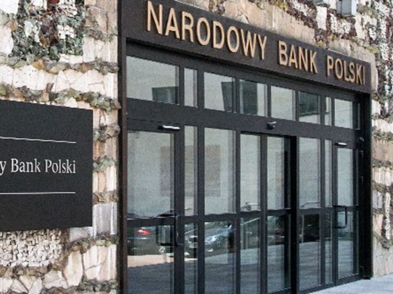 Нацбанк Польши: К 2050 году нехватка рабочих рук на польском рынке труда составит примерно 10,6 млн человек