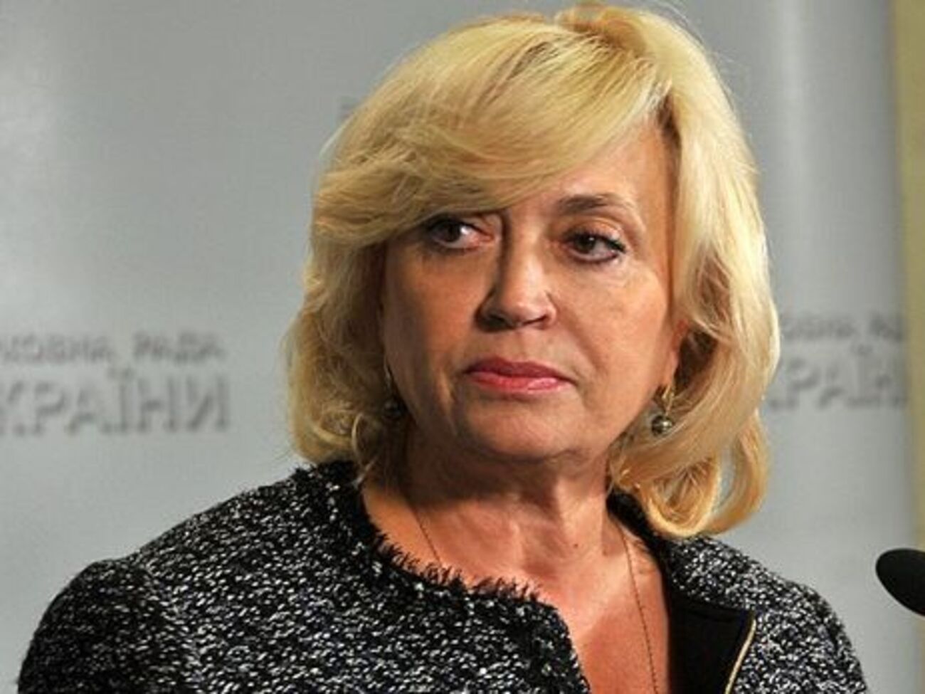 Кужель стала стукати по столу Геращенко