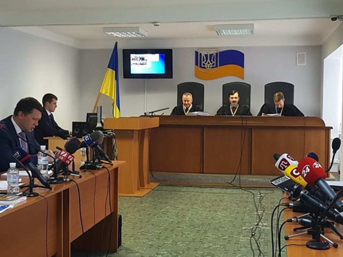 В Оболонском суде Киева рассматривают дело по&nbsp;обвинению Януковича в госизмене