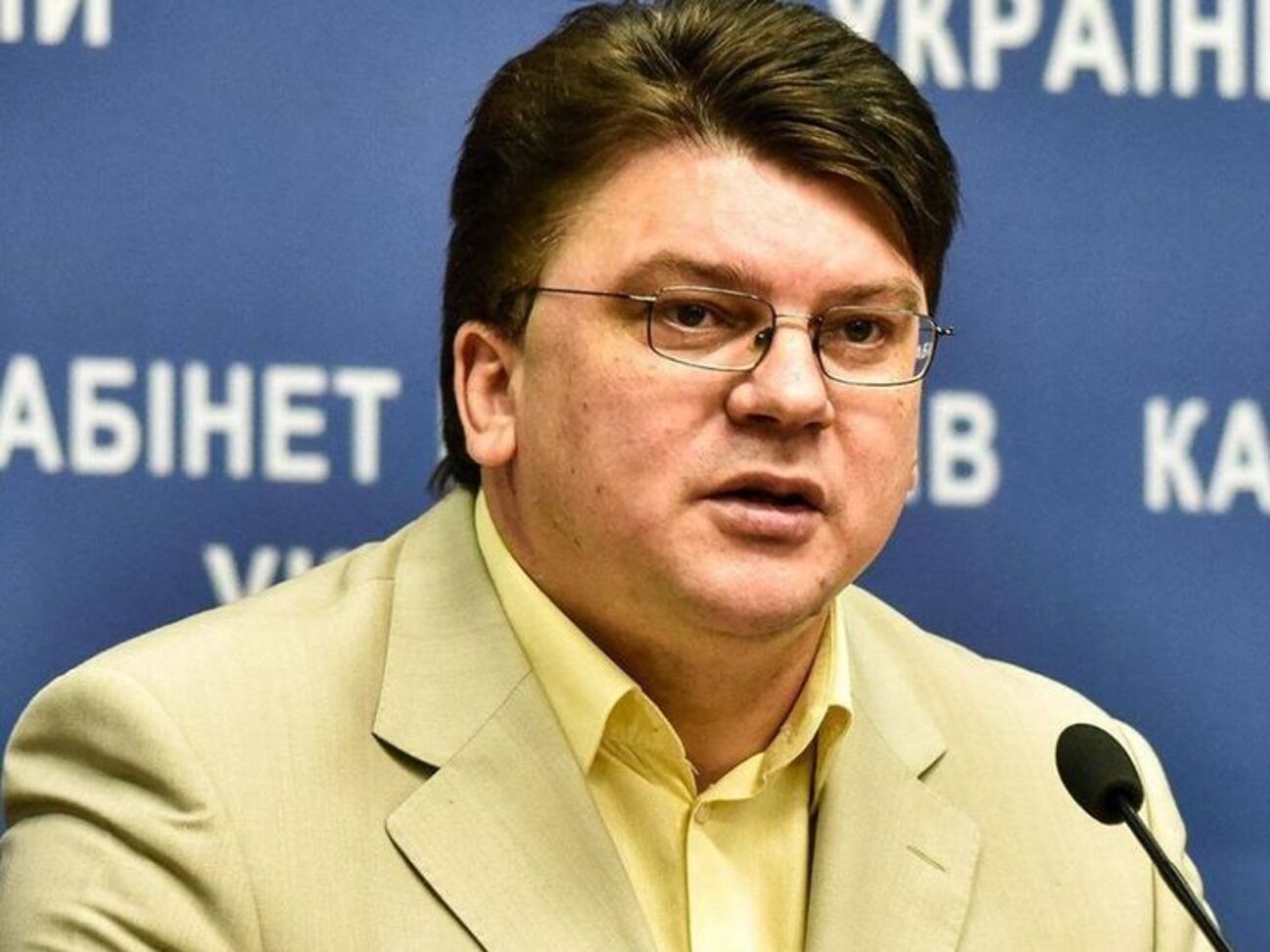 Жданов: Агресори і порушники мають бути вигнаними з арени світового спорту!