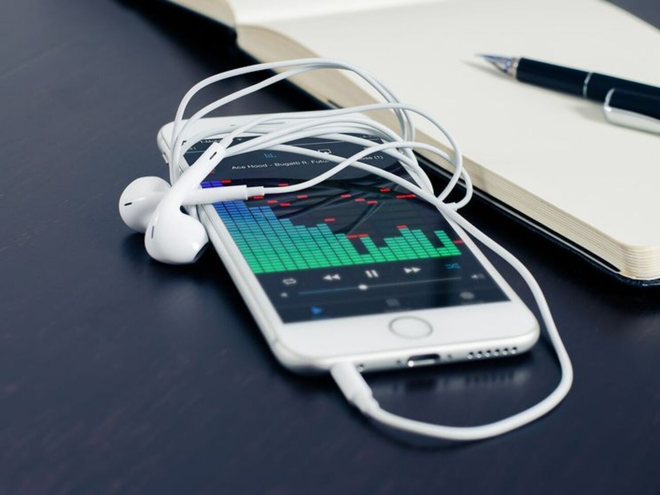 Программу для взлома&nbsp;iPhone закупили региональные управления ФСБ, СК и МВД