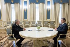 Президенти України та Австрії обговорили ситуацію на Донбасі