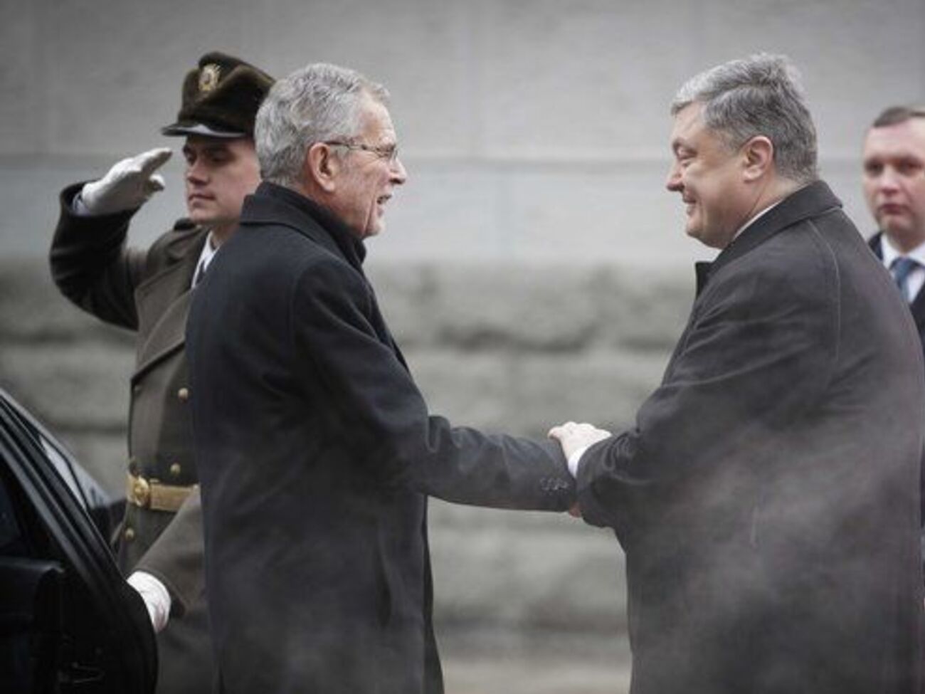 Ван дер Беллен заявив, що Австрія не визнає виборів президента РФ у Криму, а Порошенко &ndash;&nbsp;подякував за цю позицію