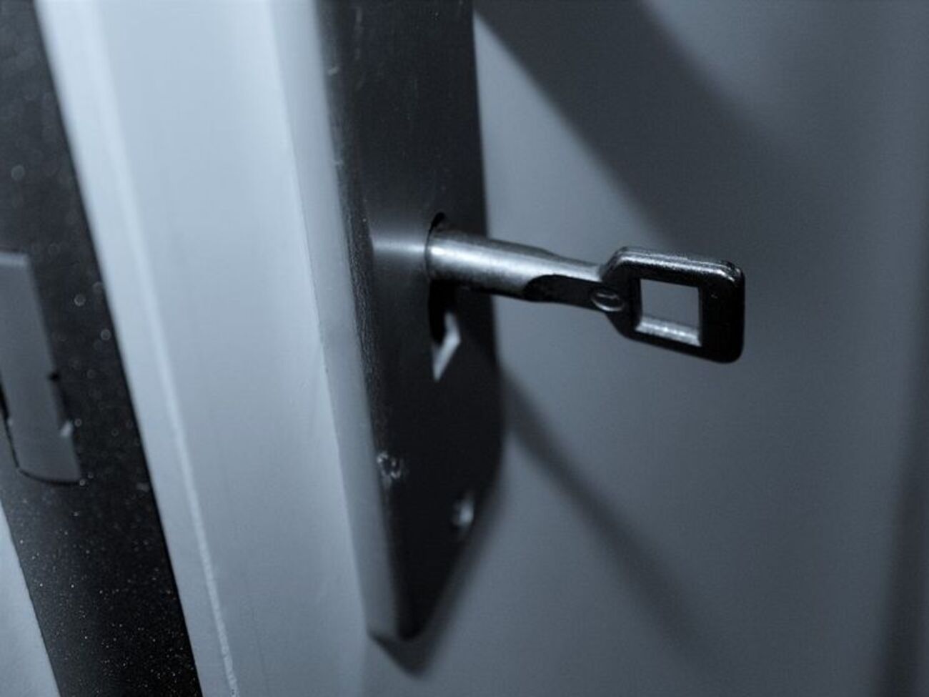 Полиция ищет злоумышленников, которые обокрали заместителя Климкина