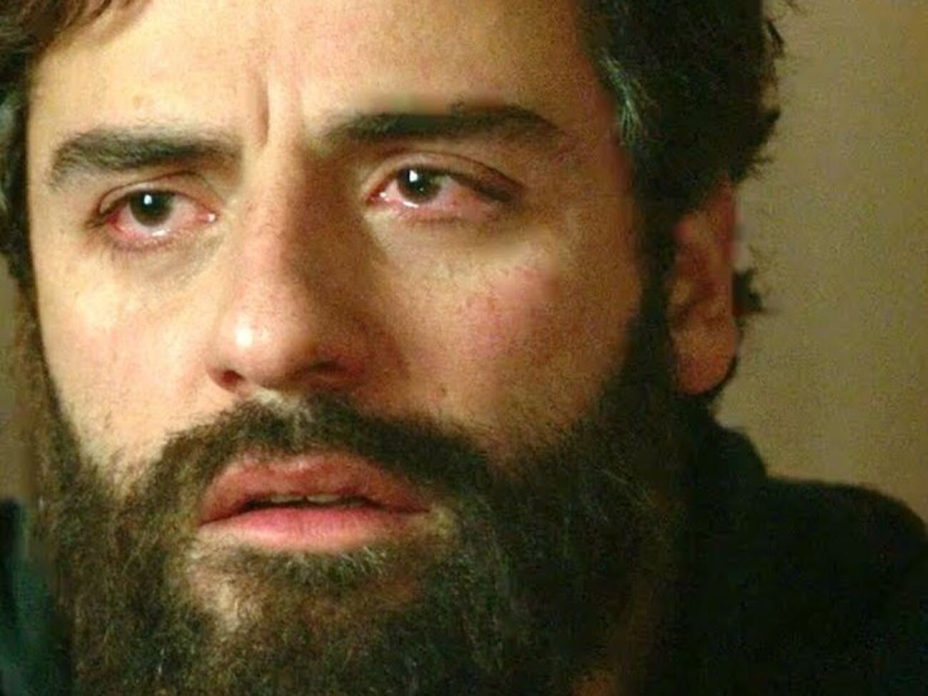 Айзек исполнил главную мужскую роль