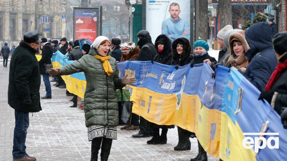 У Києві багато охочих виїхати з України