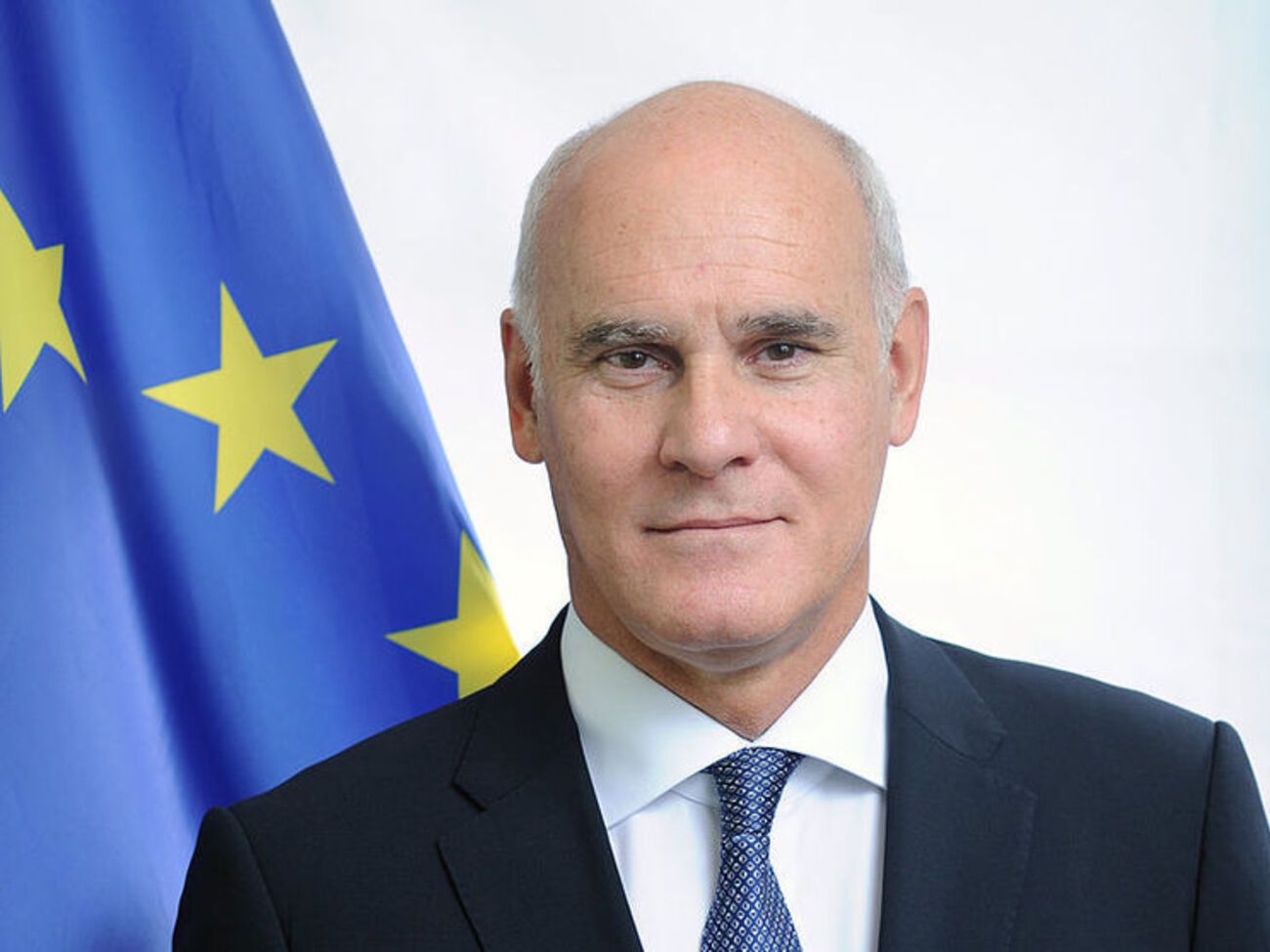 Жоао Вале де Алмейда заявил, что Евросоюз осуждает строительство Россией Керченского моста