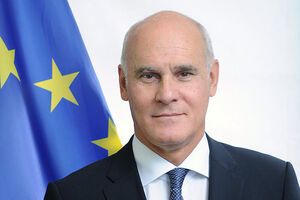Жоао Вале де Альмейда заявив, що Євросоюз засуджує будівництво Росією Керченського мосту