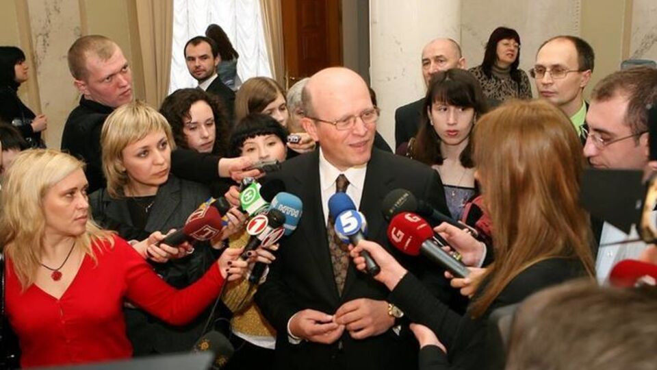 Зварич повертається в парламент