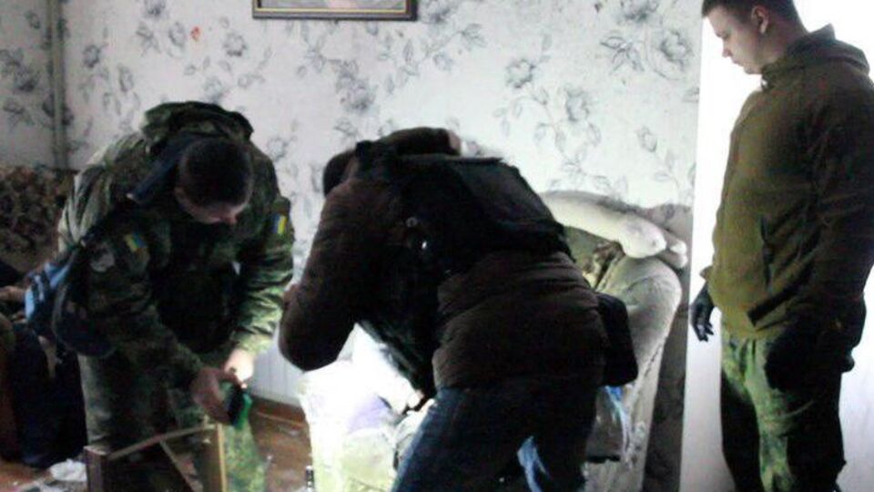 В Донецкой области в жилом доме прогремел взрыв