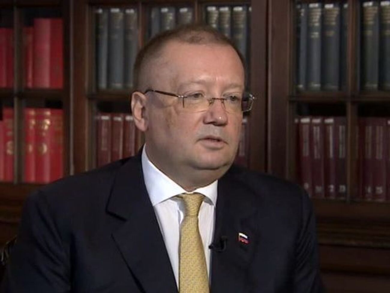 Яковенко заявив про істотне скорочення штату посольства