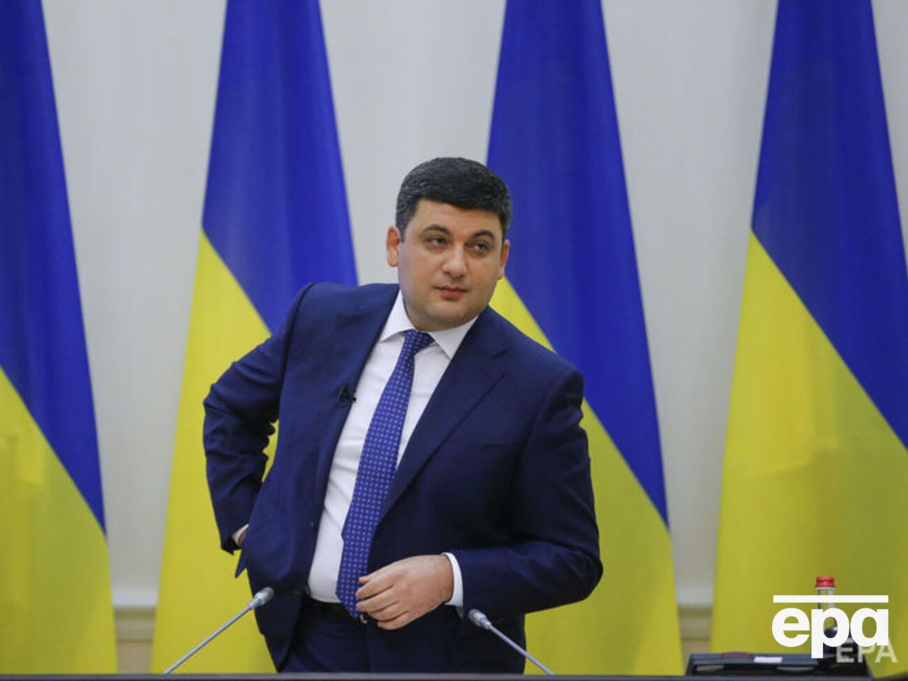 Гройсман рассчитывает, что прекращение программы будет убыточным для РФ