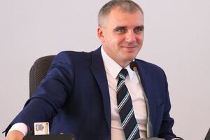 Сенкевича восстановили в должности