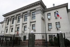 Посольство Росії в Україні: Уся відповідальність за порушення прав російських громадян ляже на українську сторону