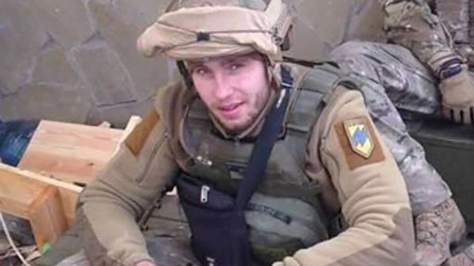 Бутусов: Упрямый и его товарищи не дрогнули, они не ушли с позиций, а продолжили бой. Никто не хотел уступать